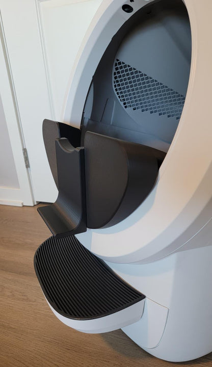 All Max Shield Options for Litter-Robot 4 : Anti-Flicking, One-Piece Design - White or Black