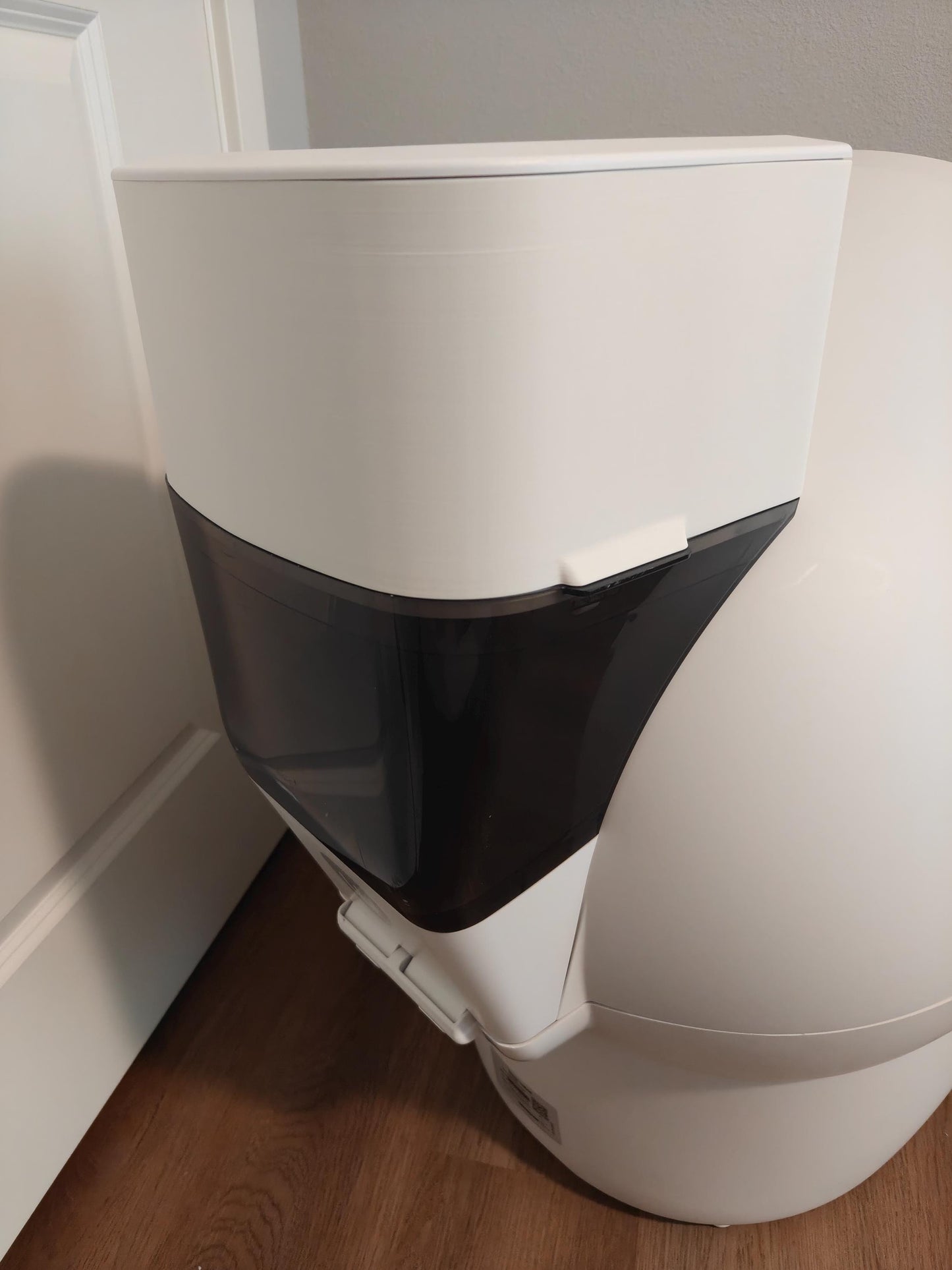 LitterHopper Extender Compatible with Litter-Robot 4 | 20lb High-Capacity Upgrade | Secure Fit Extension